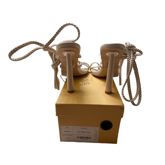 Simmi London Heels - Picture 3 of 6